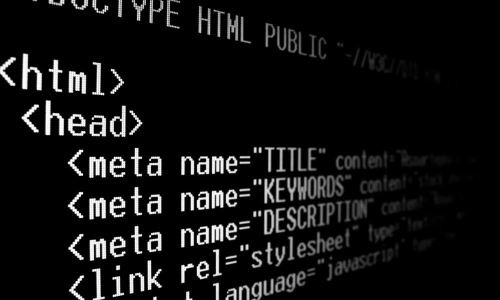 HTML