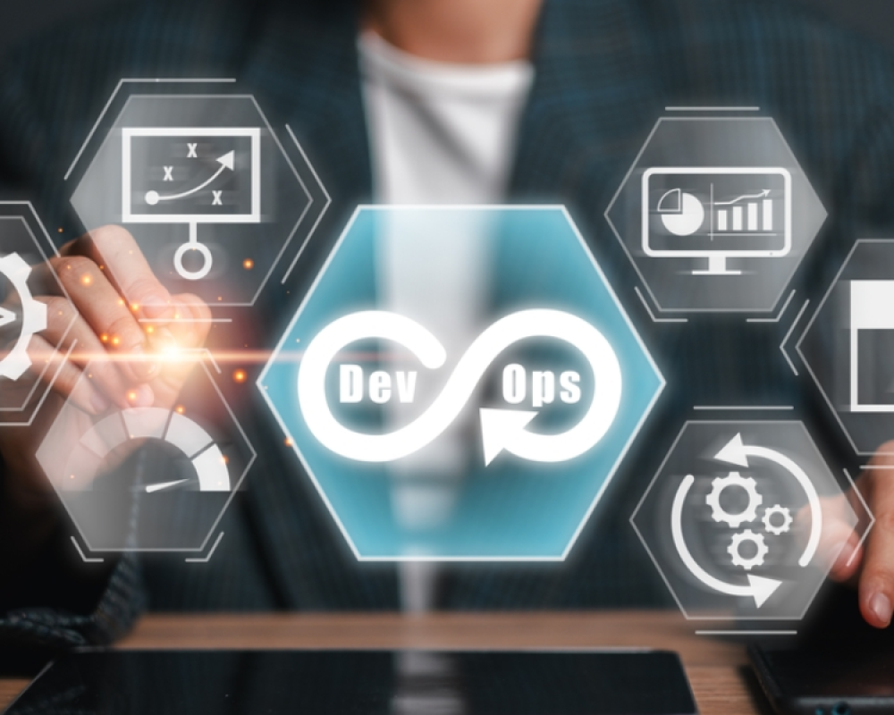 The Future of IT: How Cloud Solutions and DevOps Are Shaping Modern Business